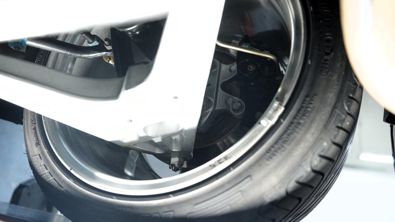 2001 Dodge Viper GTS