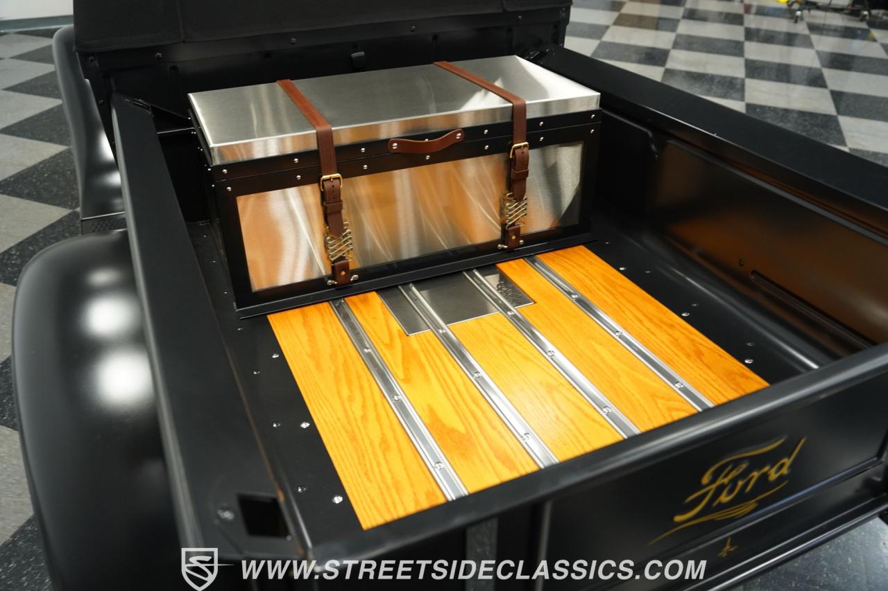 1928 Ford Model A Roadster Pickup