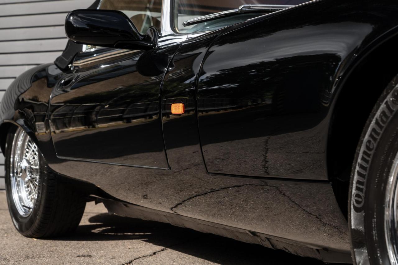 2003 Jaguar E-TYPE V8 S