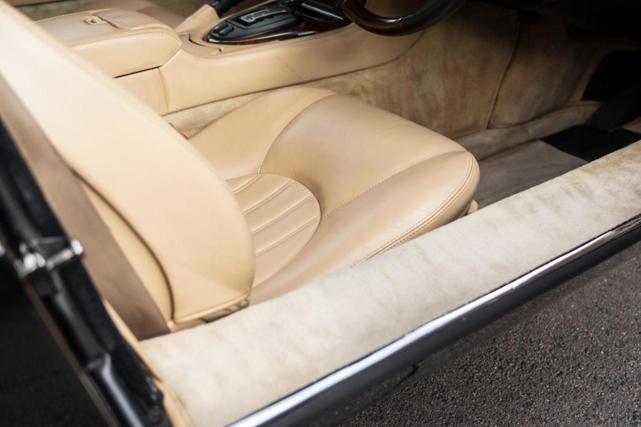 2003 Jaguar E-TYPE V8 S