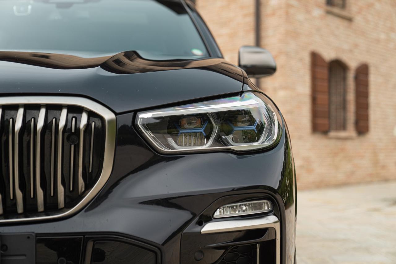 2019 BMW X5 M 50D