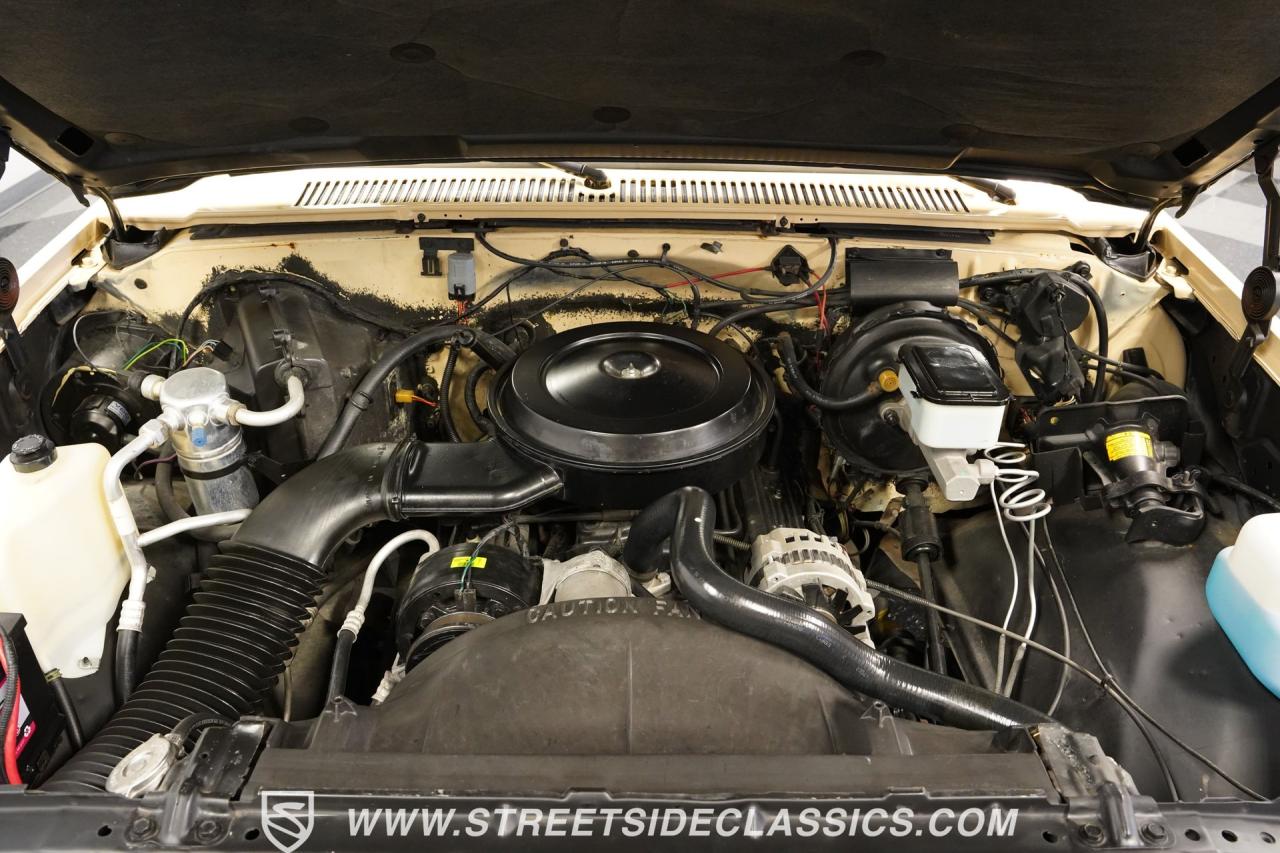 1987 GMC Suburban Custom