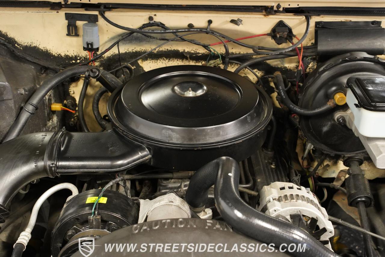 1987 GMC Suburban Custom