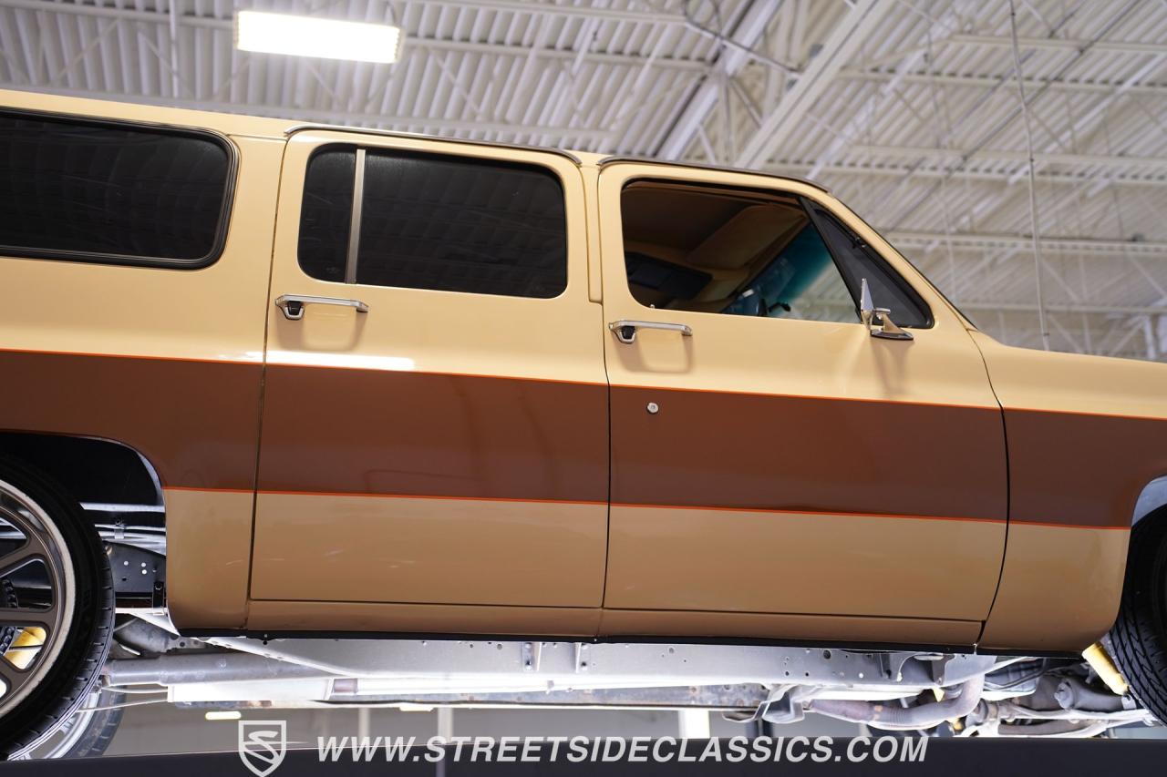 1987 GMC Suburban Custom