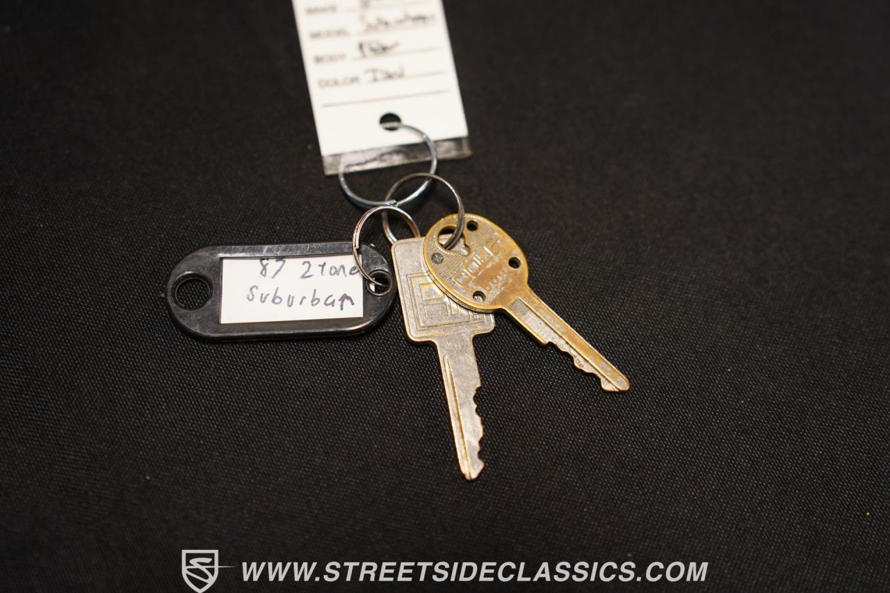 1987 GMC Suburban Custom