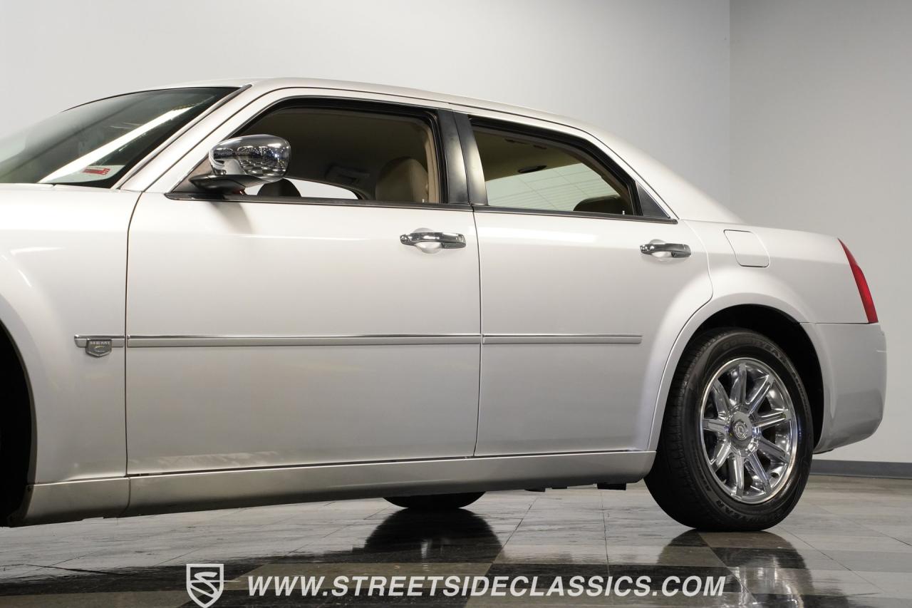 2005 Chrysler 300C