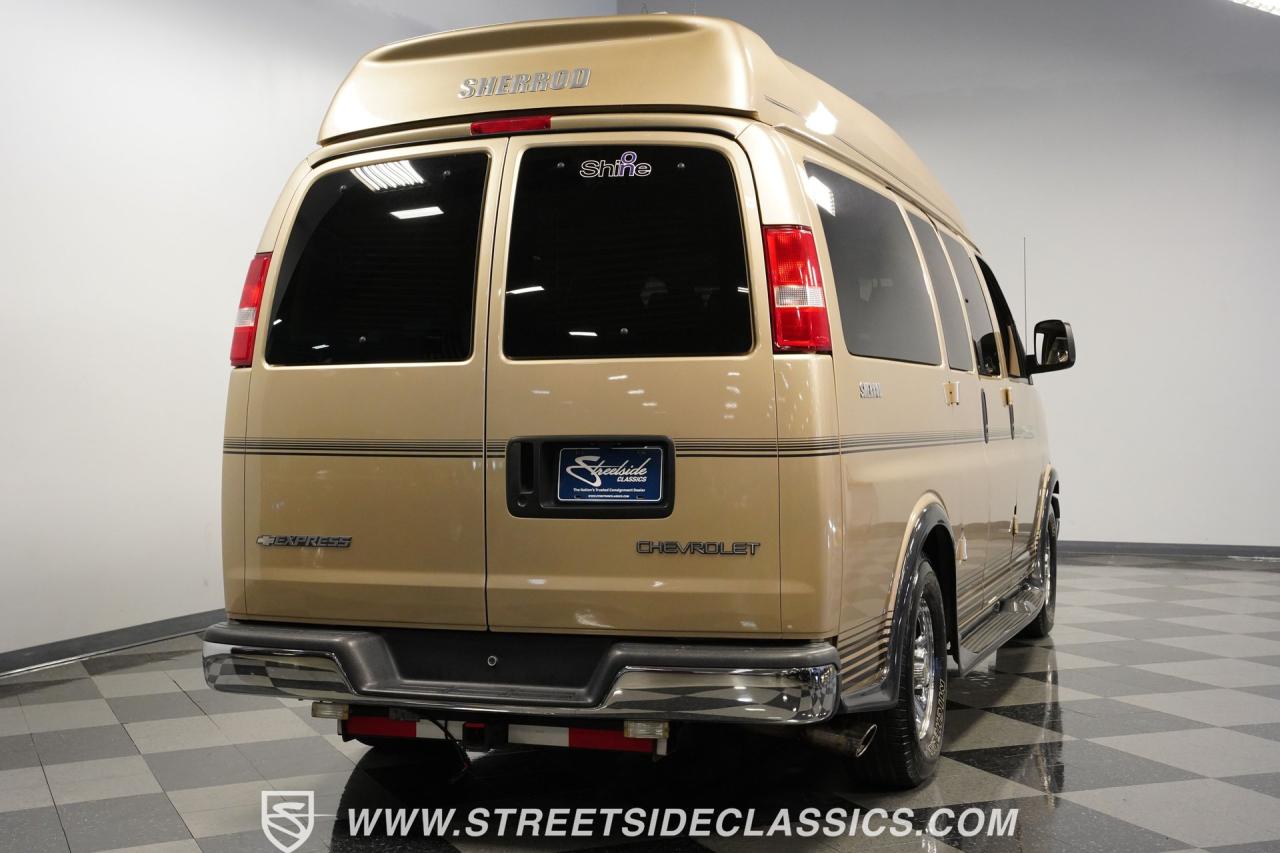 2006 Chevrolet 7 Passenger  Sherrod Conversion Van