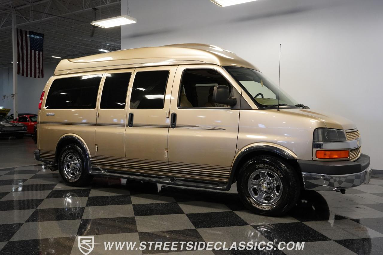 2006 Chevrolet 7 Passenger  Sherrod Conversion Van