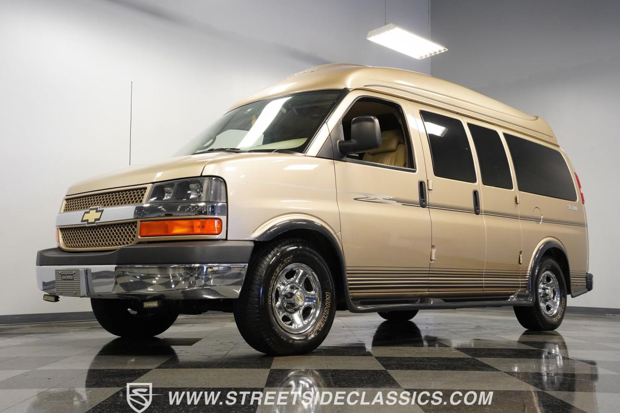 2006 Chevrolet 7 Passenger  Sherrod Conversion Van