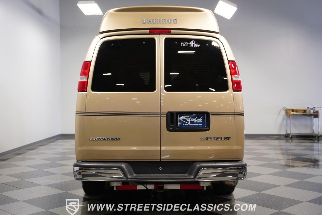 2006 Chevrolet 7 Passenger  Sherrod Conversion Van
