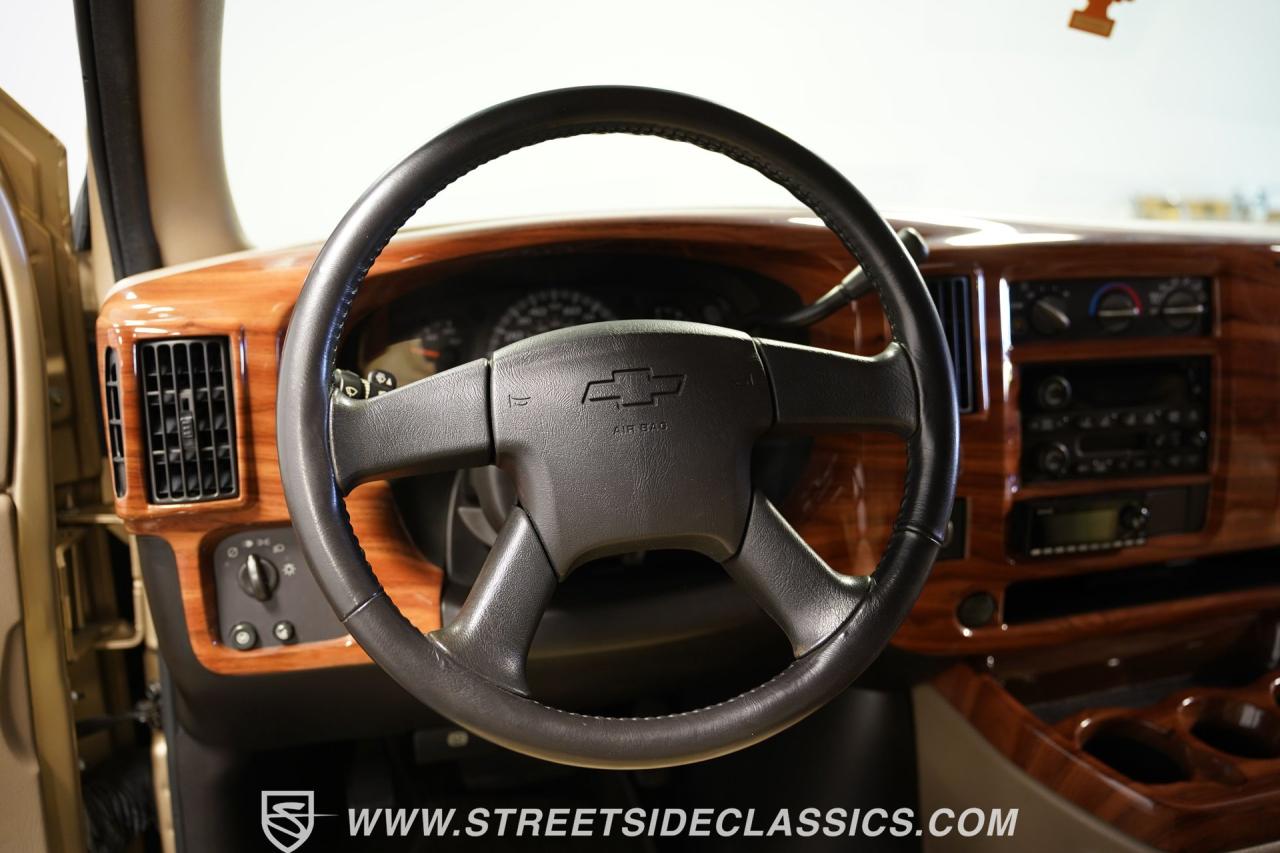 2006 Chevrolet 7 Passenger  Sherrod Conversion Van