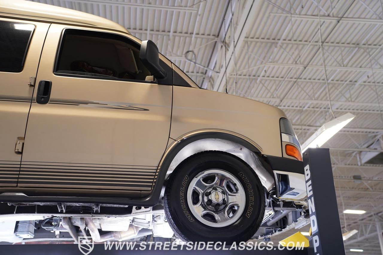 2006 Chevrolet 7 Passenger  Sherrod Conversion Van