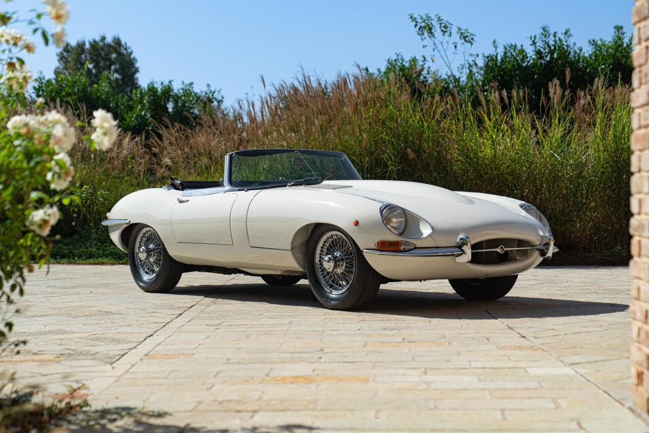 1968 Jaguar E-TYPE I&deg; SERIE 4.2 ROADSTER