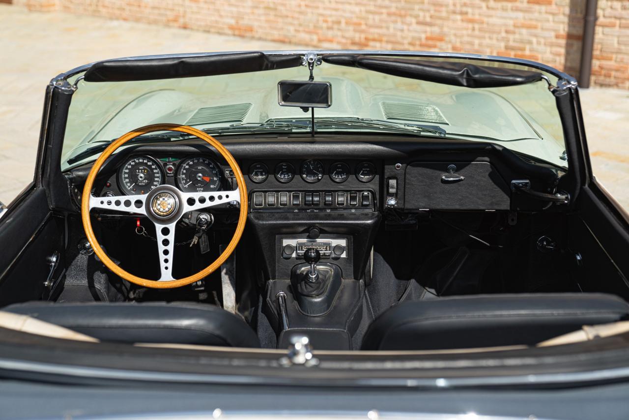 1968 Jaguar E-TYPE I&deg; SERIE 4.2 ROADSTER