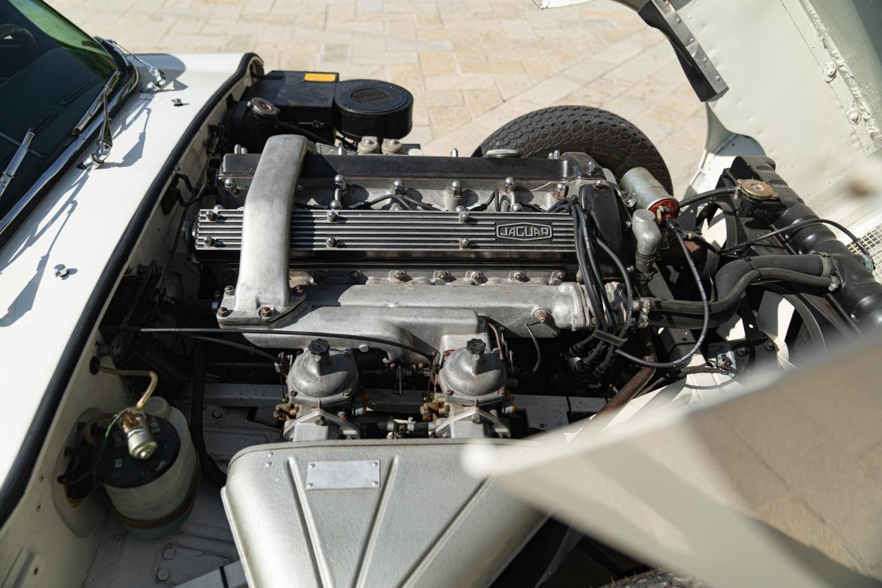 1968 Jaguar E-TYPE I&deg; SERIE 4.2 ROADSTER