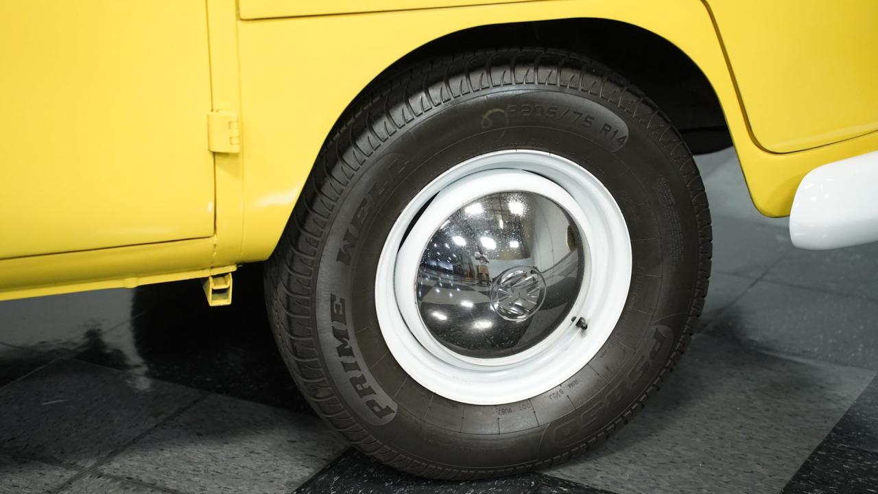 1966 Volkswagen 13 Window Deluxe Walkthrough Bus