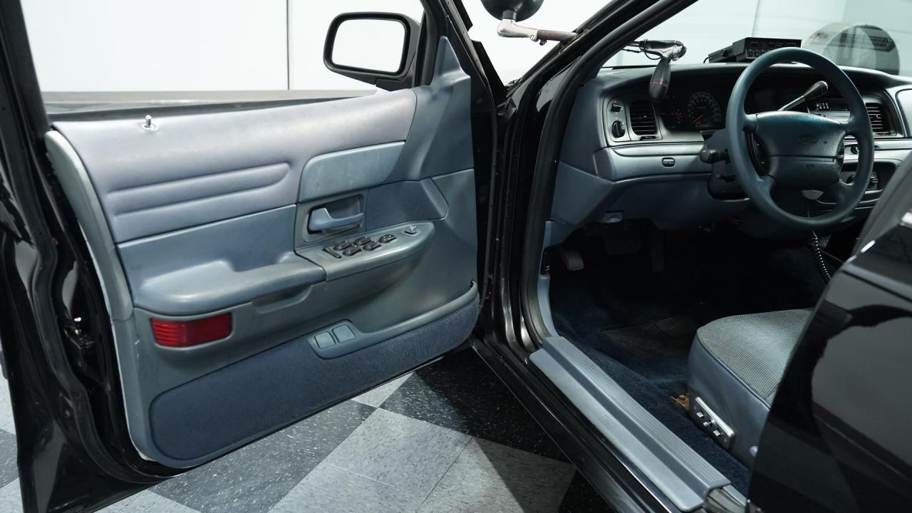 1997 Ford Crown Victoria