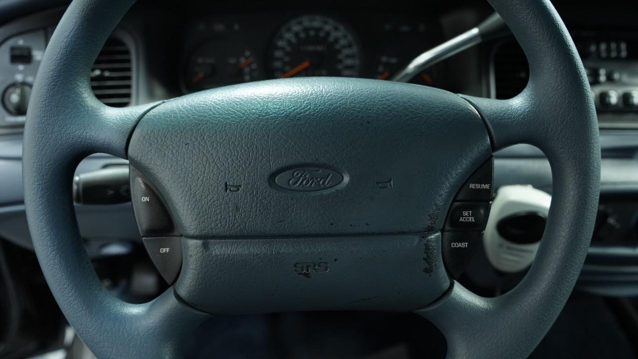 1997 Ford Crown Victoria