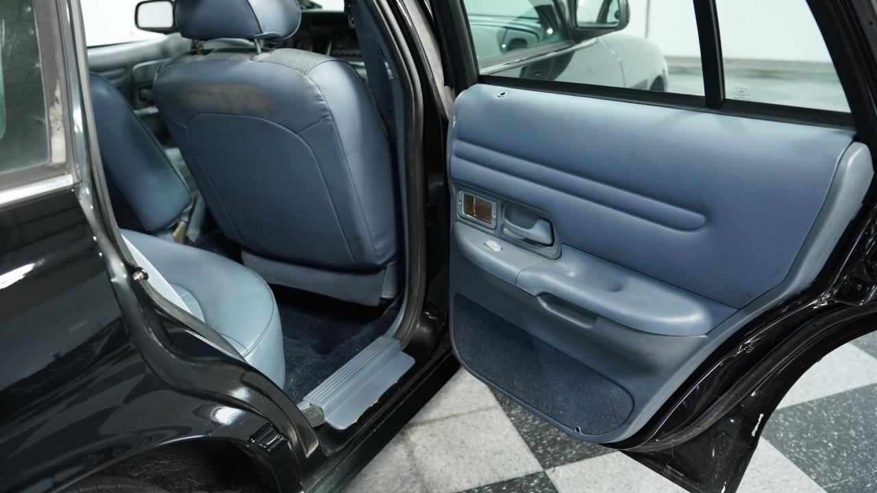 1997 Ford Crown Victoria