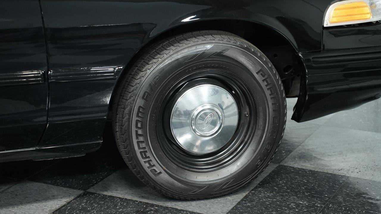 1997 Ford Crown Victoria