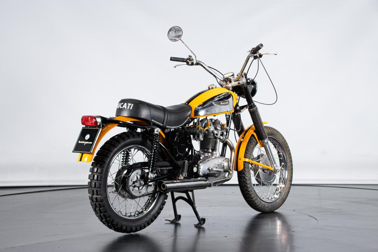1971 Ducati 250 SCRAMBLER