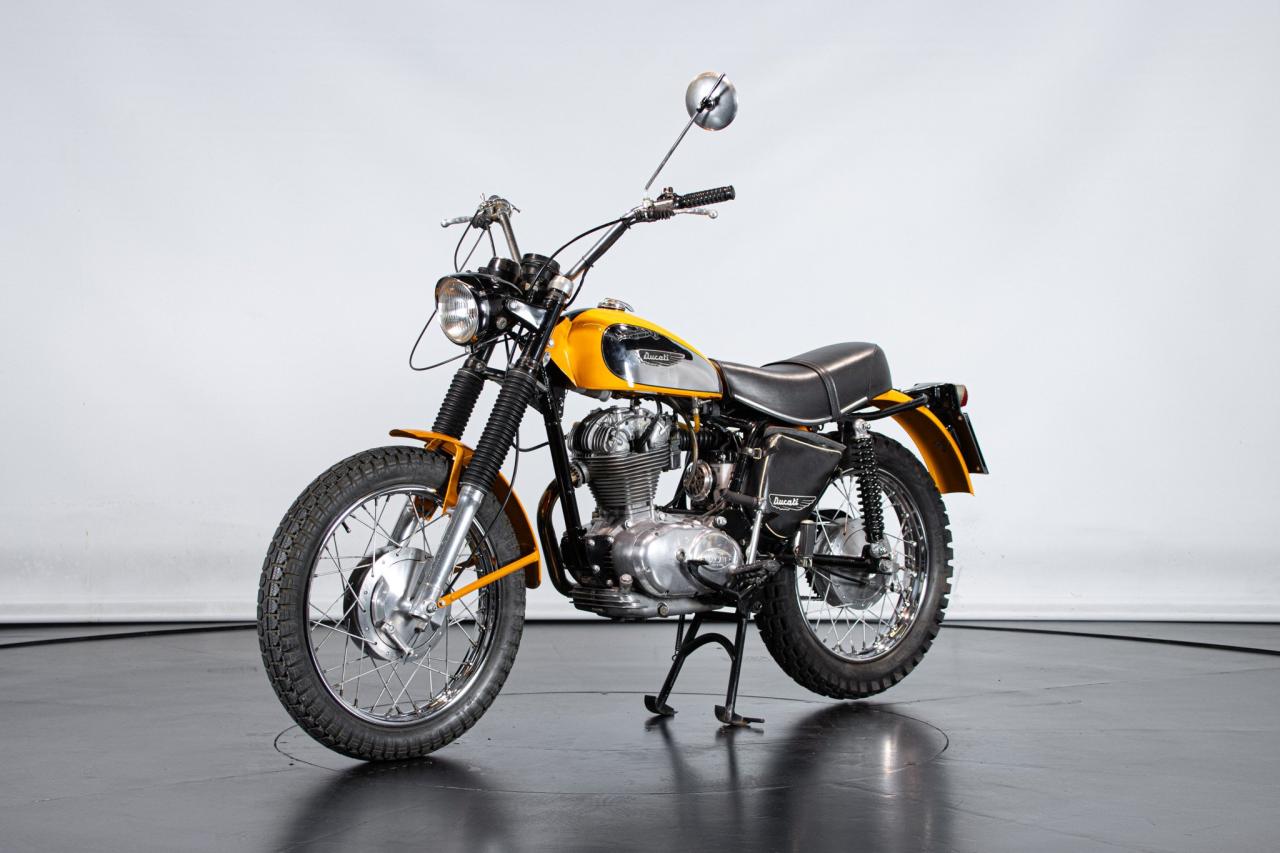 1971 Ducati 250 SCRAMBLER
