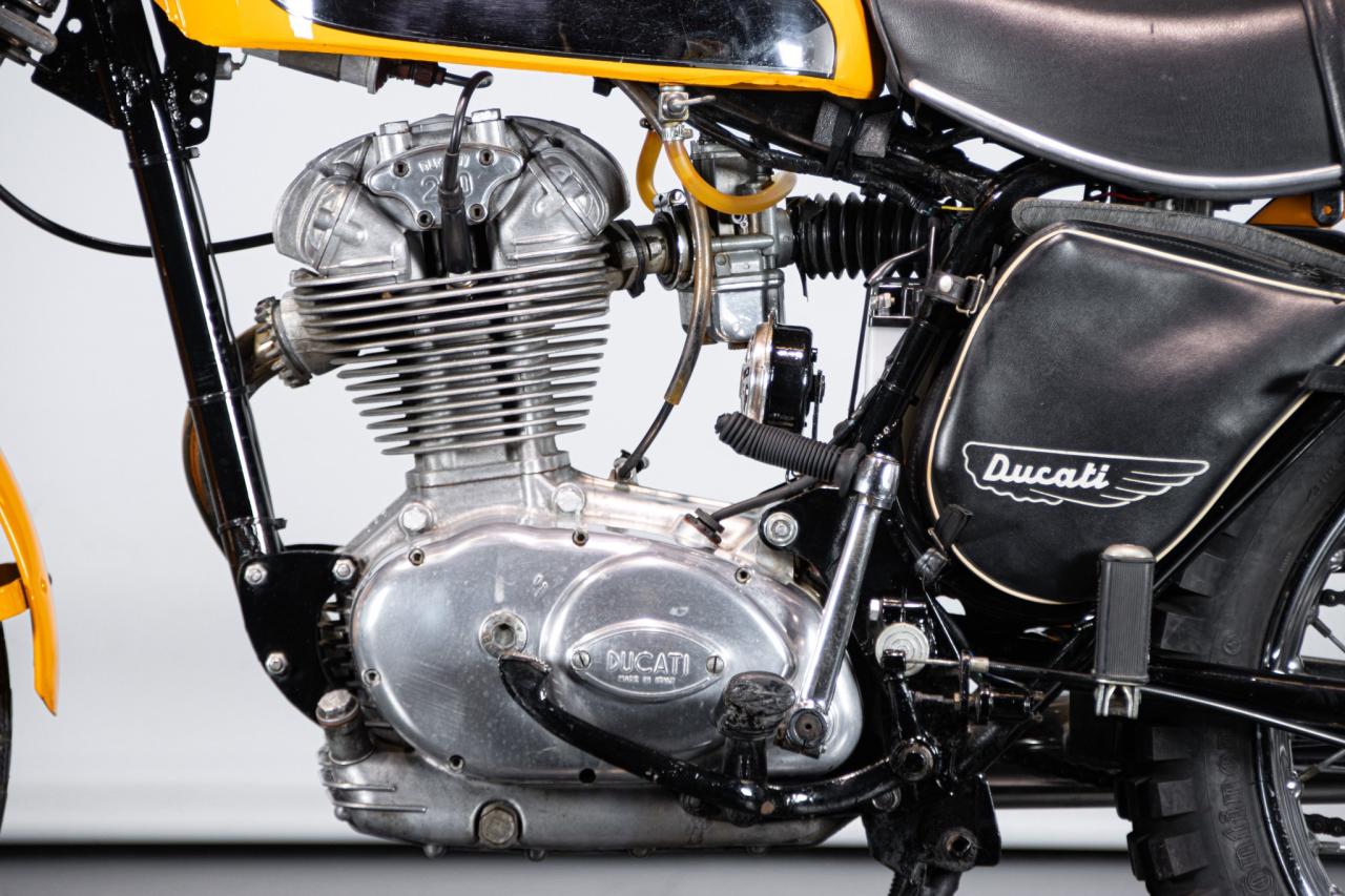 1971 Ducati 250 SCRAMBLER