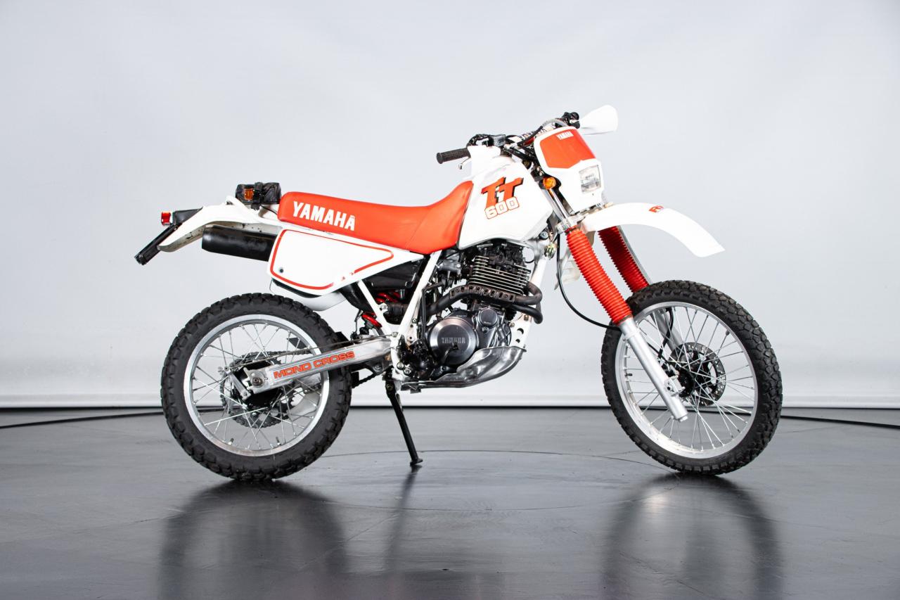 1986 Yamaha TT 600