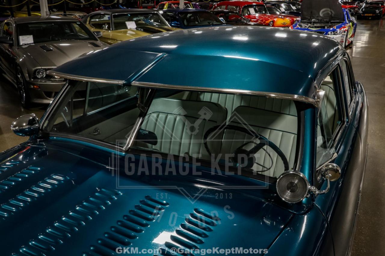 1950 Ford 2 Door Sedan