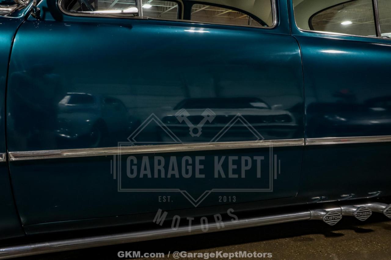 1950 Ford 2 Door Sedan