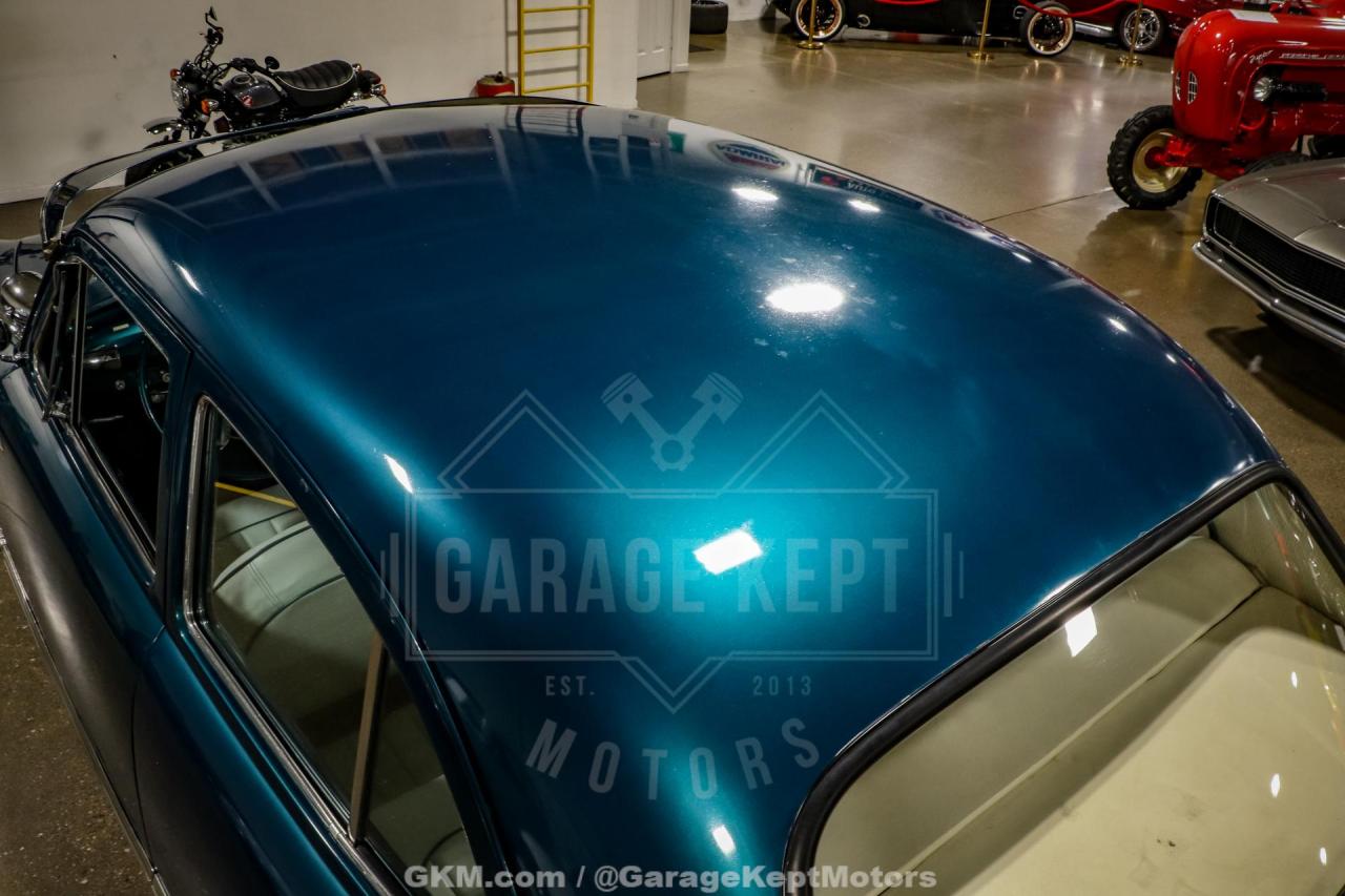 1950 Ford 2 Door Sedan