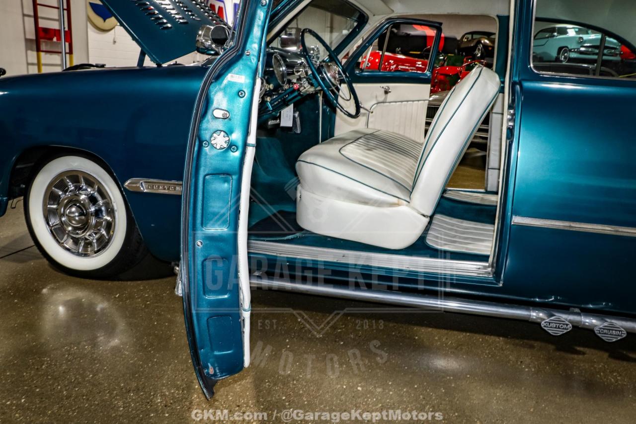 1950 Ford 2 Door Sedan