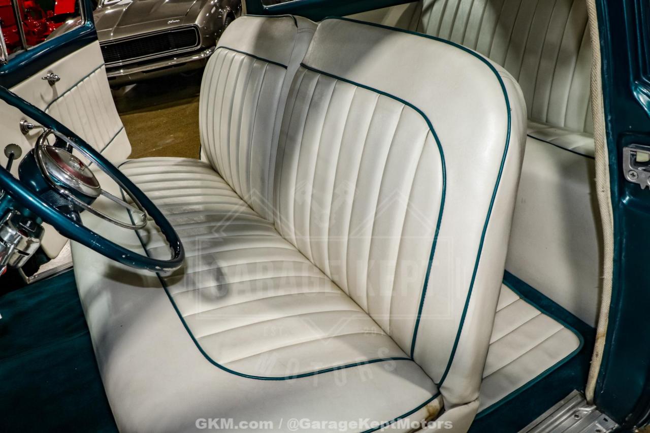 1950 Ford 2 Door Sedan