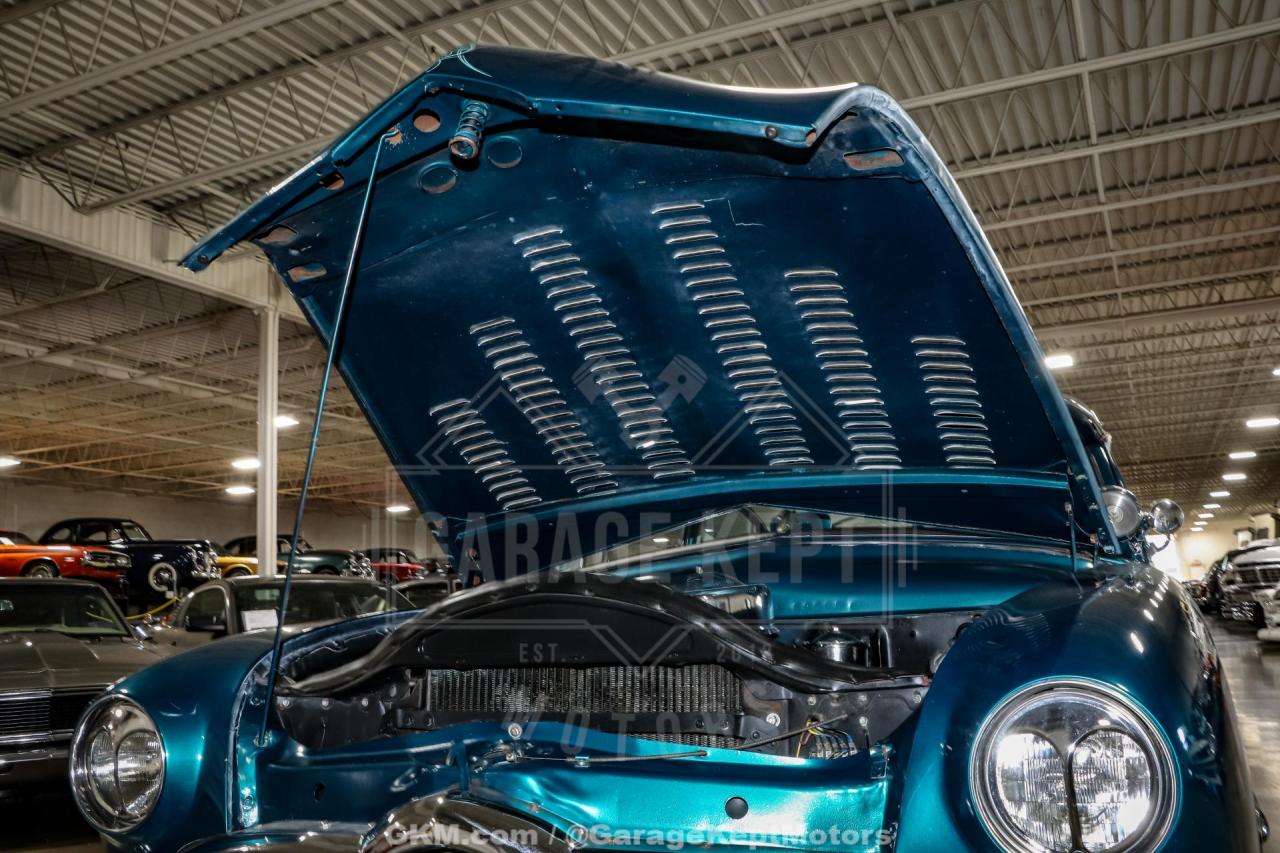 1950 Ford 2 Door Sedan