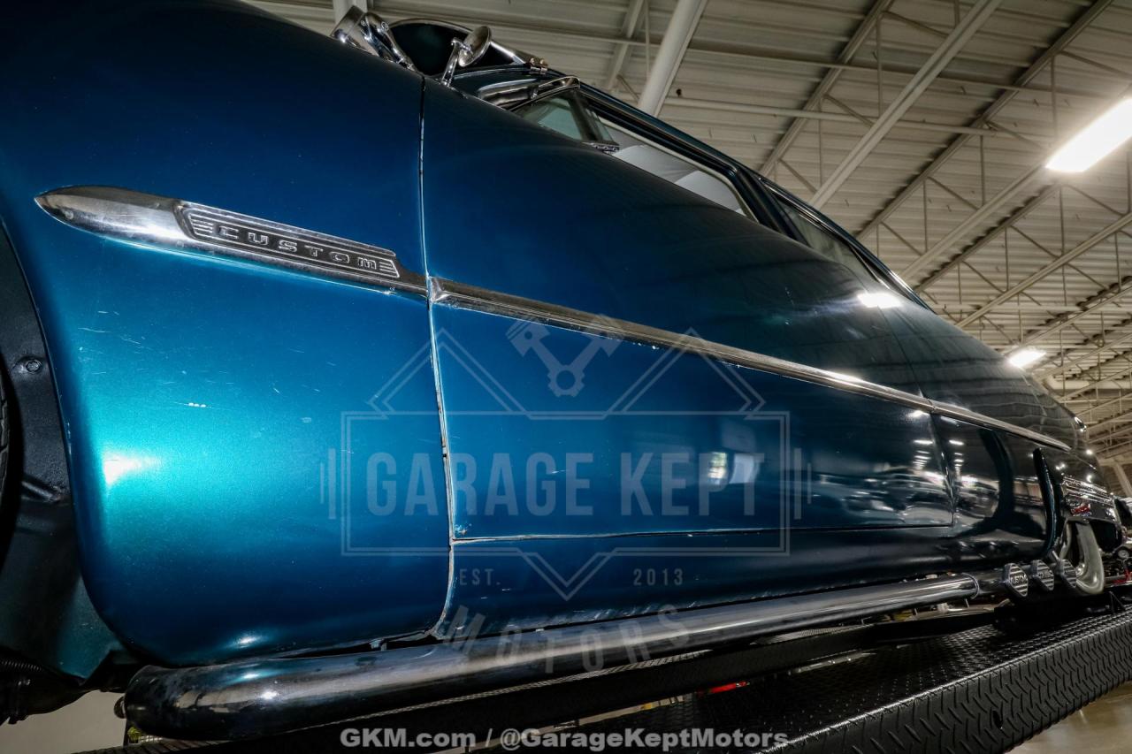 1950 Ford 2 Door Sedan