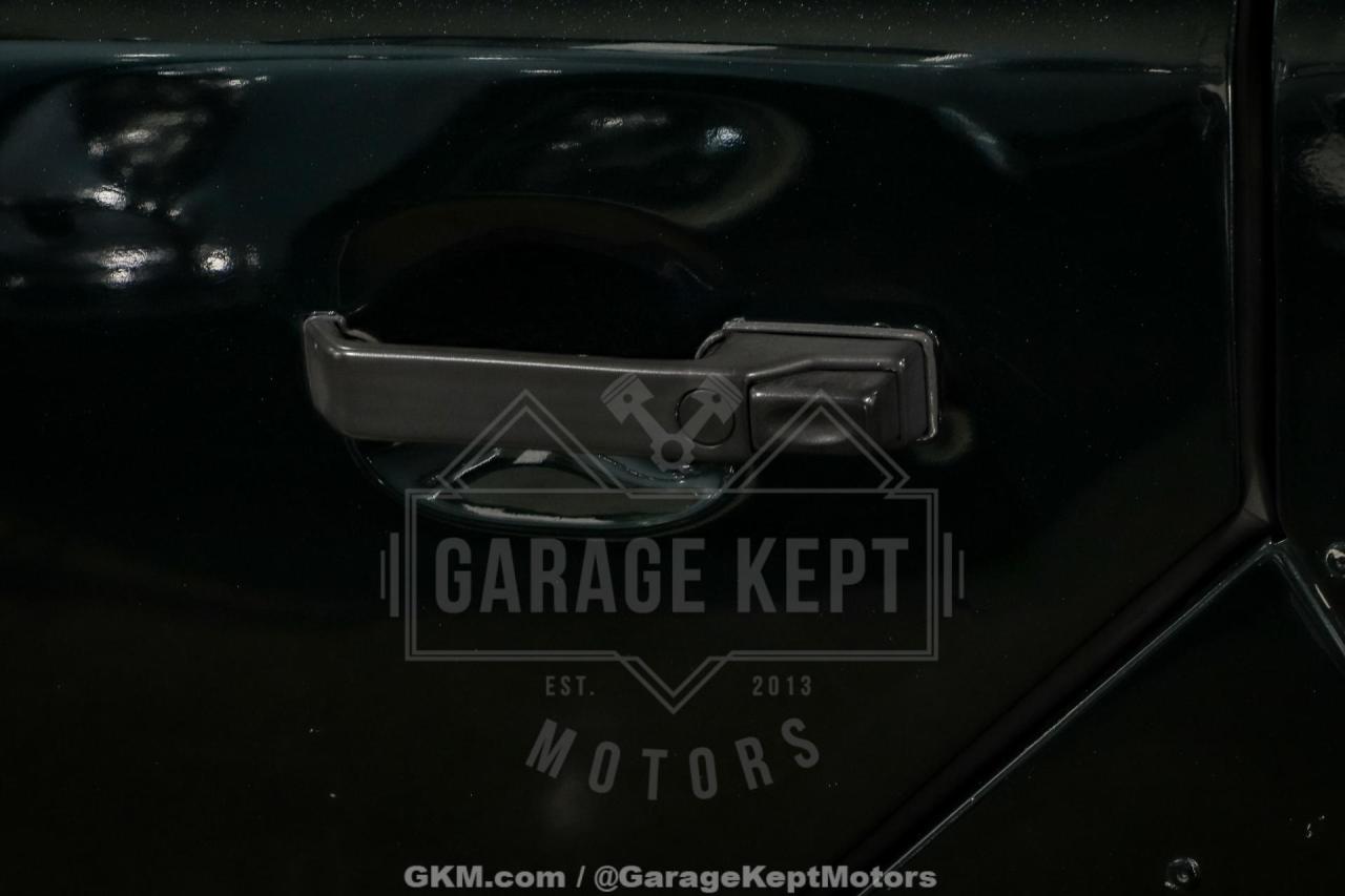 1993 Land Rover Defender