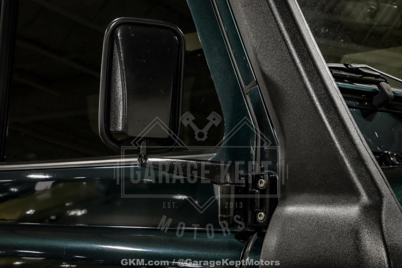 1993 Land Rover Defender