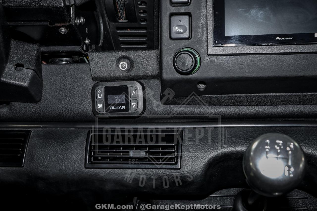 1993 Land Rover Defender