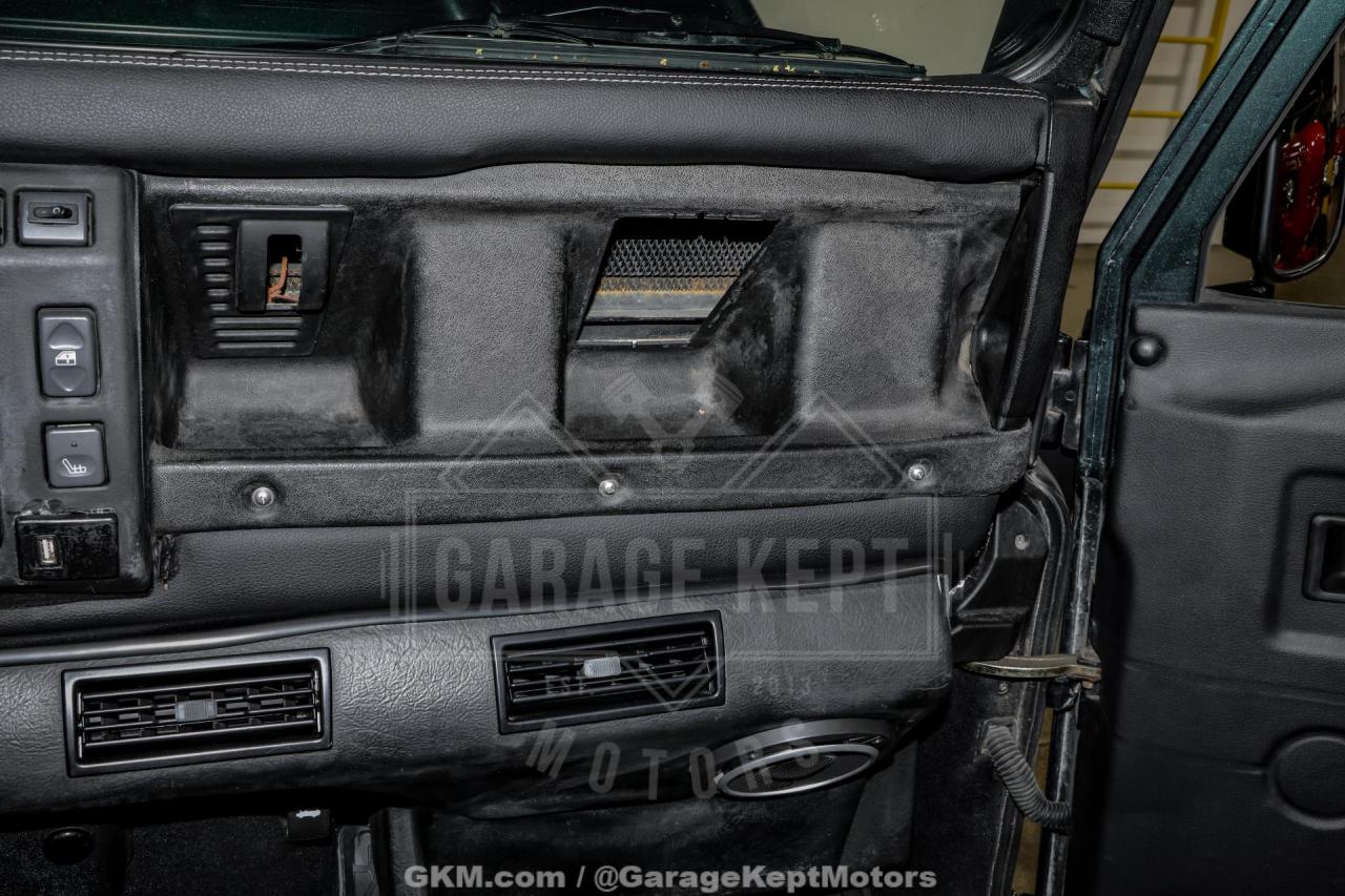 1993 Land Rover Defender