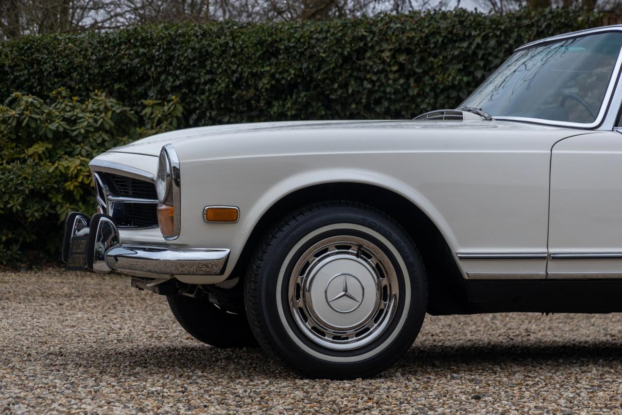 1970 Mercedes - Benz SL 280 Pagode
