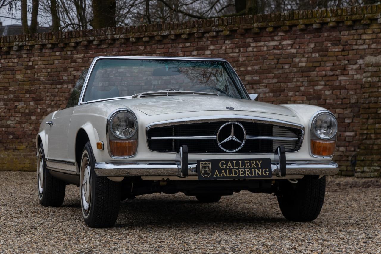 1970 Mercedes - Benz SL 280 Pagode
