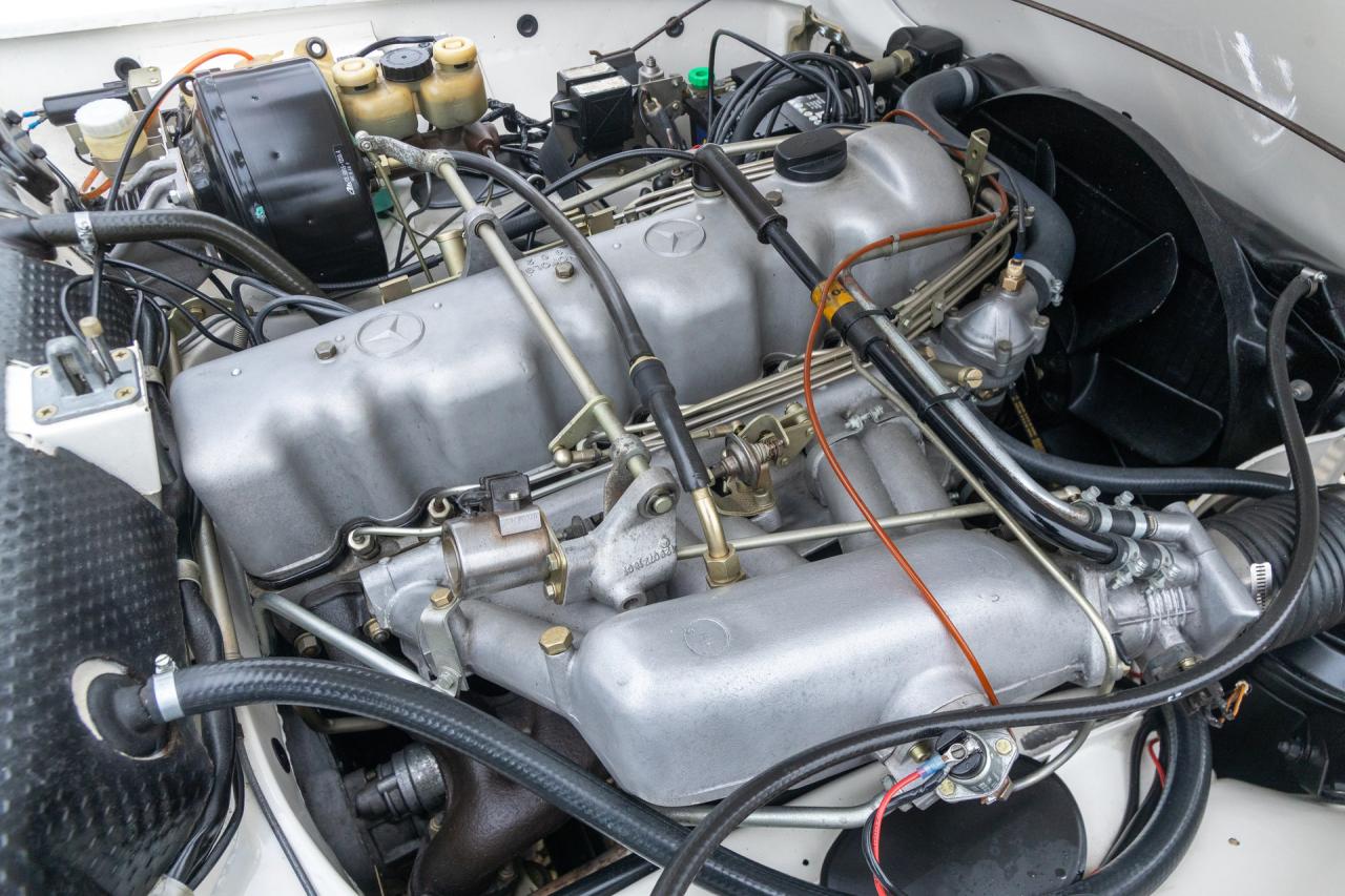 1970 Mercedes - Benz SL 280 Pagode