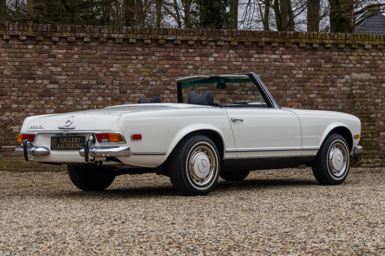 1970 Mercedes - Benz SL 280 Pagode