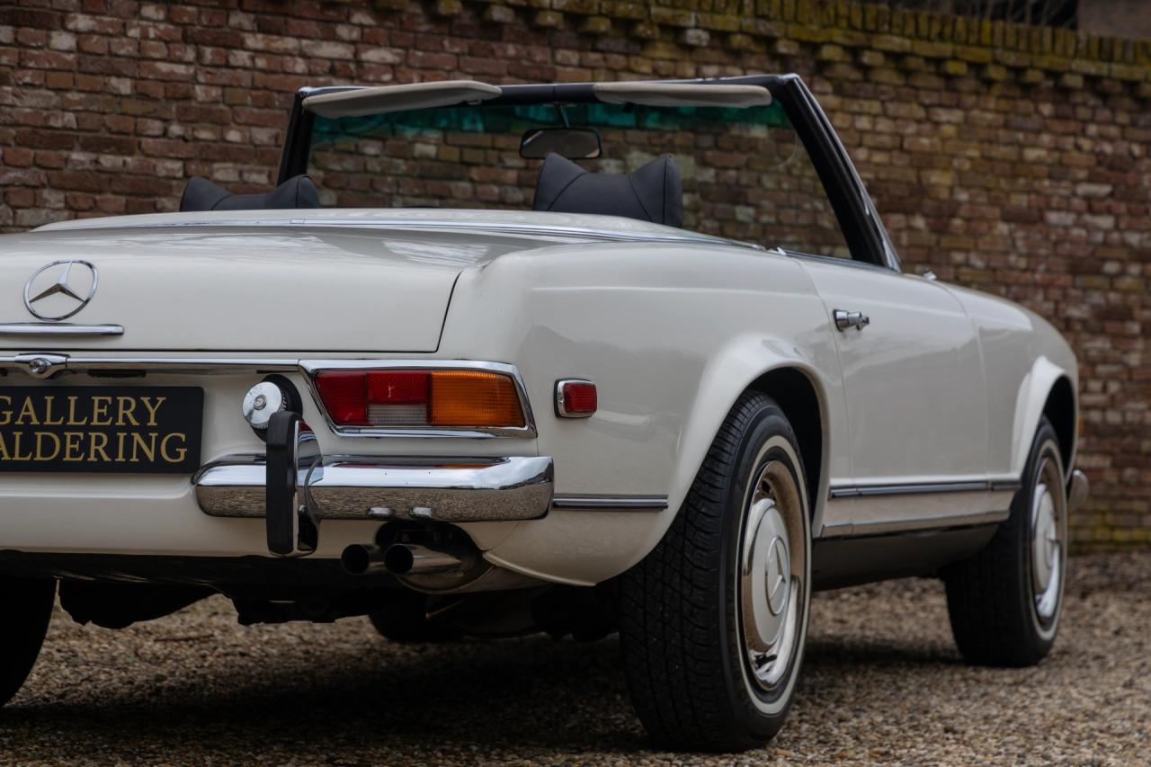 1970 Mercedes - Benz SL 280 Pagode