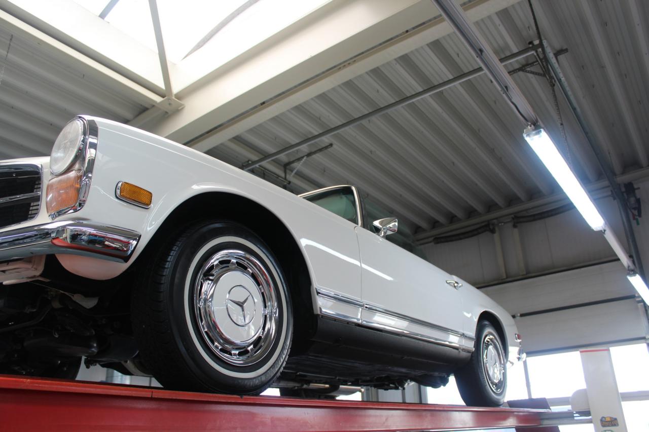 1970 Mercedes - Benz SL 280 Pagode