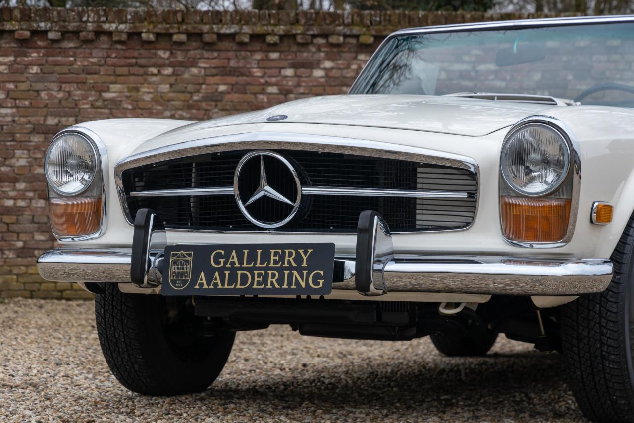 1970 Mercedes - Benz SL 280 Pagode