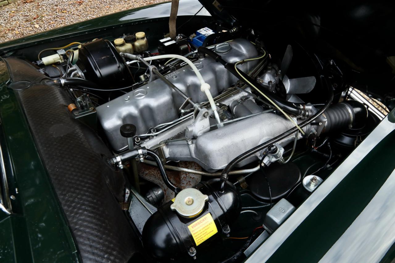 1970 Mercedes - Benz Mercedes Benz 280 SL Pagode &ldquo;MB Datenkarte correct&rdquo;