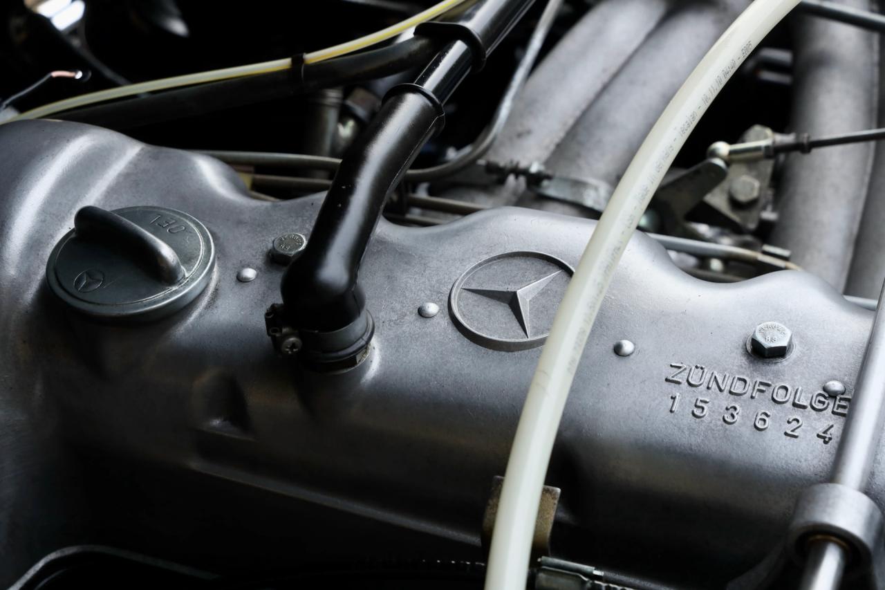 1970 Mercedes - Benz Mercedes Benz 280 SL Pagode &ldquo;MB Datenkarte correct&rdquo;