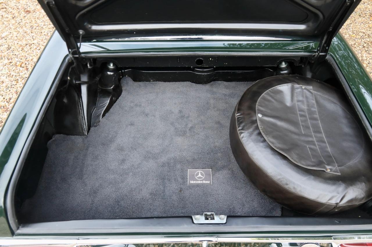 1970 Mercedes - Benz Mercedes Benz 280 SL Pagode &ldquo;MB Datenkarte correct&rdquo;