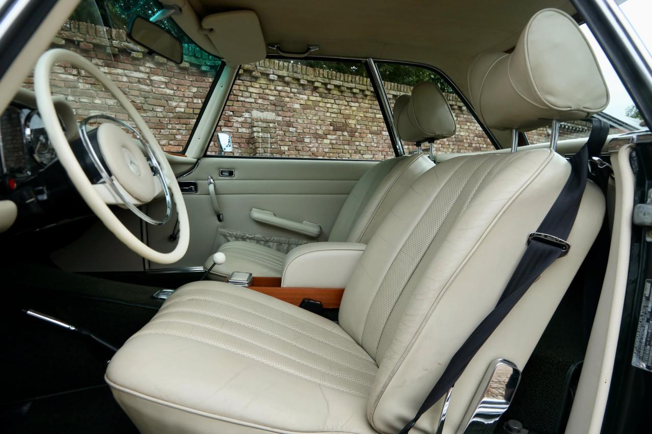 1970 Mercedes - Benz Mercedes Benz 280 SL Pagode &ldquo;MB Datenkarte correct&rdquo;